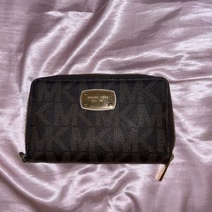 Micheal Kors Wallet